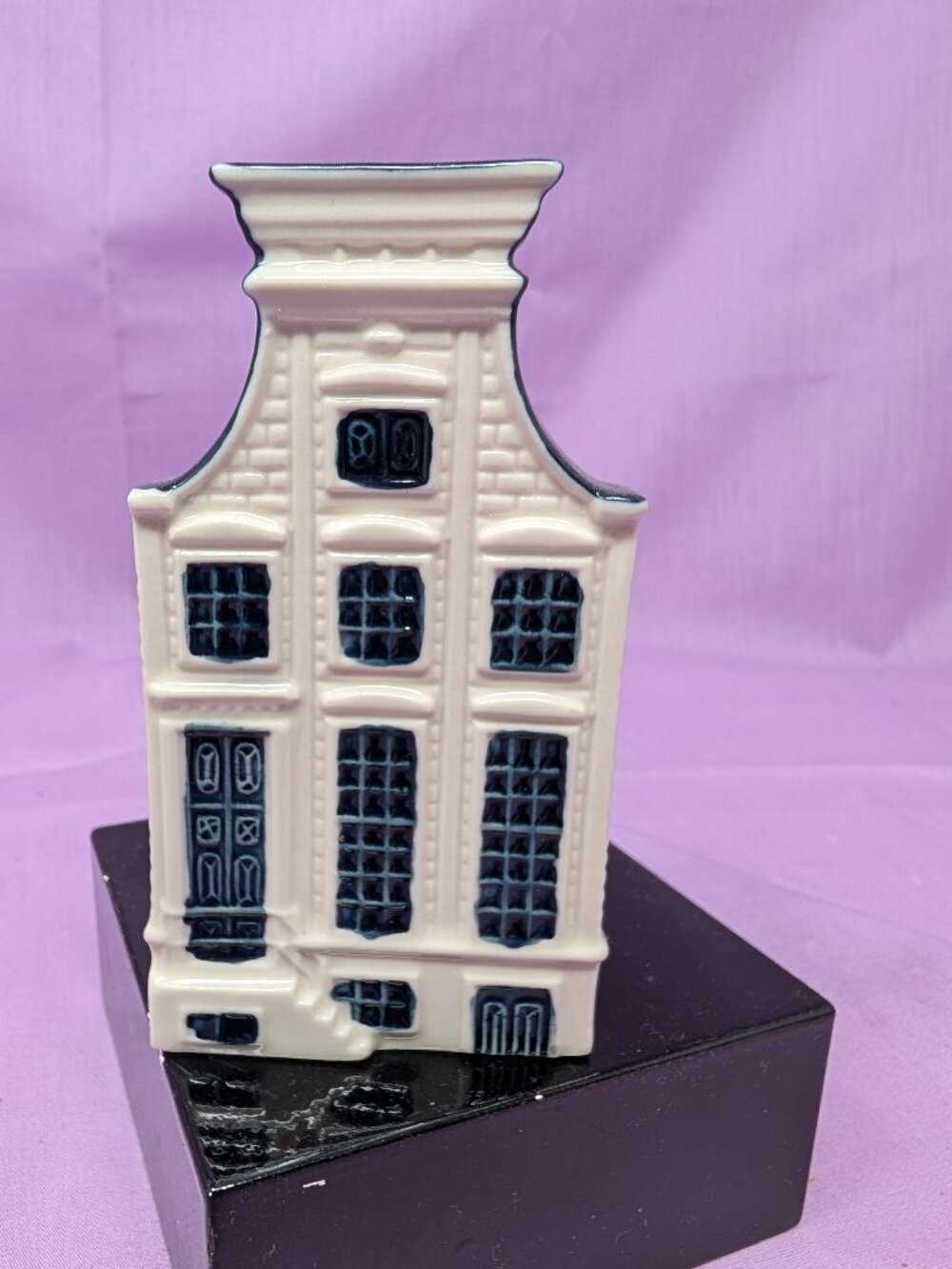 KLM Blue Delft House #63